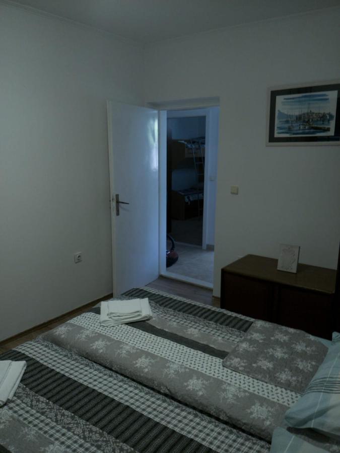 Apartment Nora ดูบรอฟนิก ภายนอก รูปภาพ